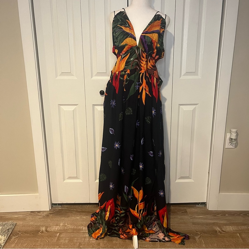 Fashion nova, NWT Key West, Tropical Print Maxi Dress with side cutouts,… - Picture 3 of 16